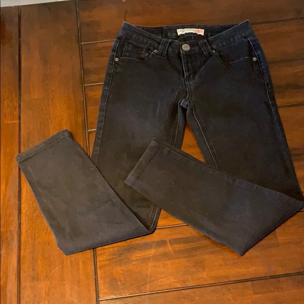 Black skinny jeans